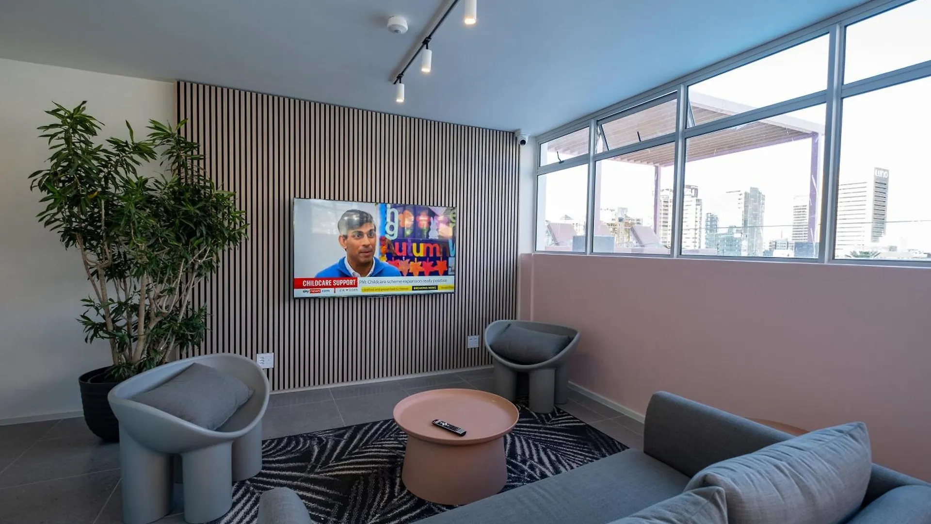The Rose207: Modern Corner Studio With Views Cape Town 0*,